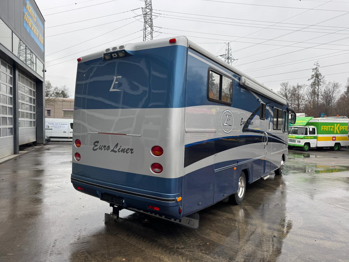 Marke Workhorse Custom Euroliner 6.5 V8 Diesel - Camping-car intégral: photos 5 Marke Workhorse Custom Euroliner 6.5 V8 Diesel - Camping-car intégral: photos 5
