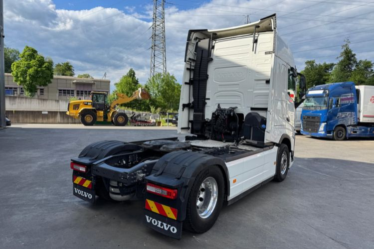 Volvo FH-460 4x2 C5273 - Tracteur routier: photos 4 Volvo FH-460 4x2 C5273 - Tracteur routier: photos 4