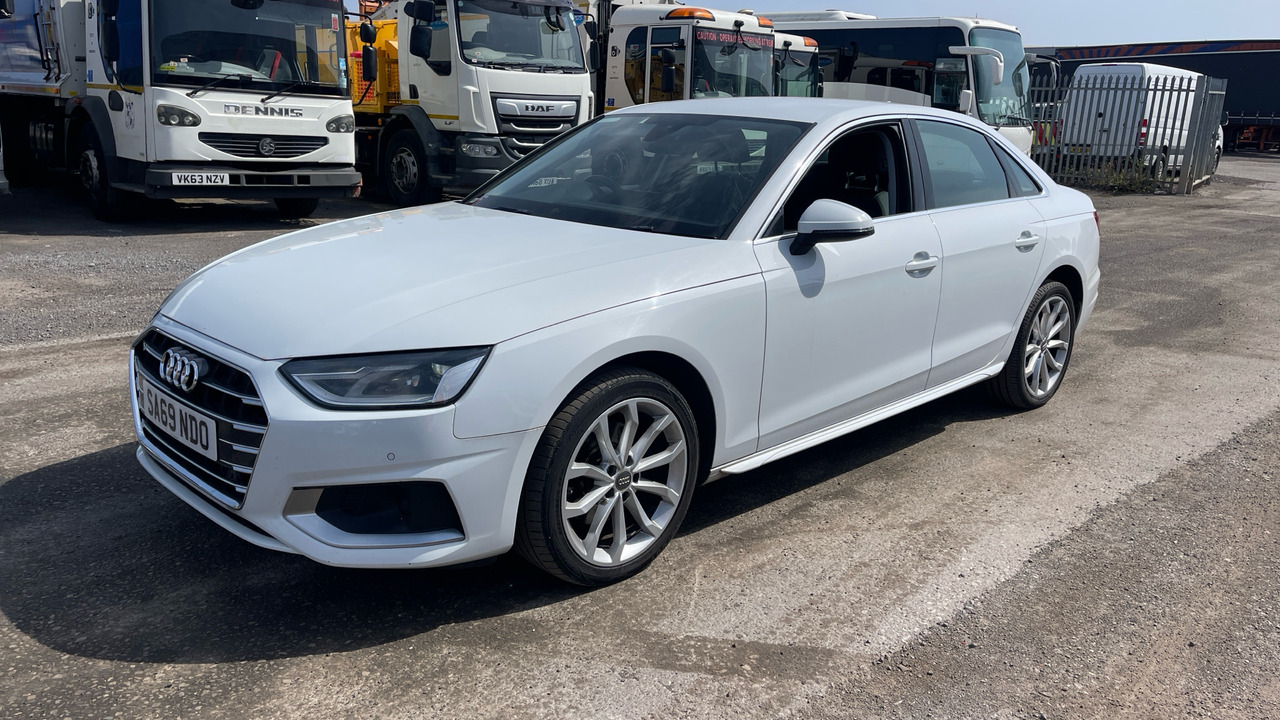 AUDI A4 35 TDI Sport 4dr S Tronic - Berline: photos 2 AUDI A4 35 TDI Sport 4dr S Tronic - Berline: photos 2