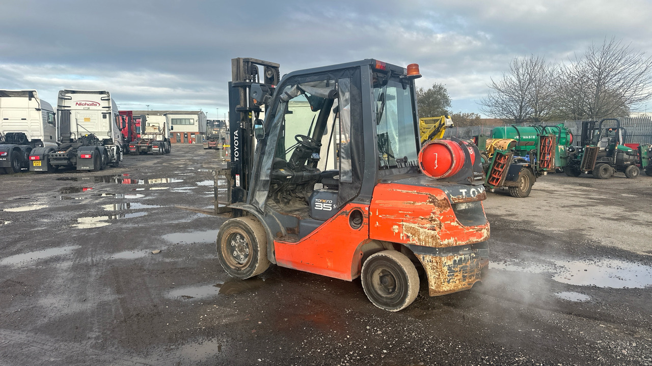 TOYOTA TONERO 35 - Autre matériel: photos 3 TOYOTA TONERO 35 - Autre matériel: photos 3