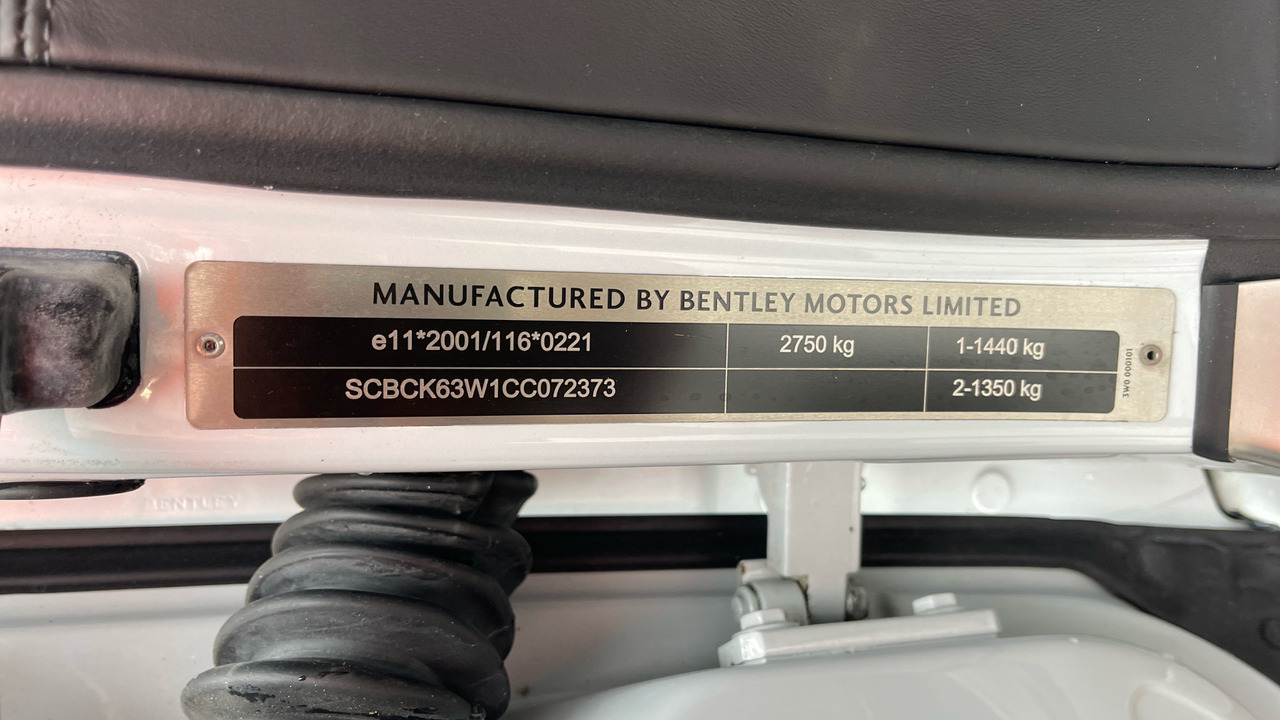 Voiture BENTLEY CONTINENTAL GT 6.0 W12 SUPERSPORTS: photos 12
