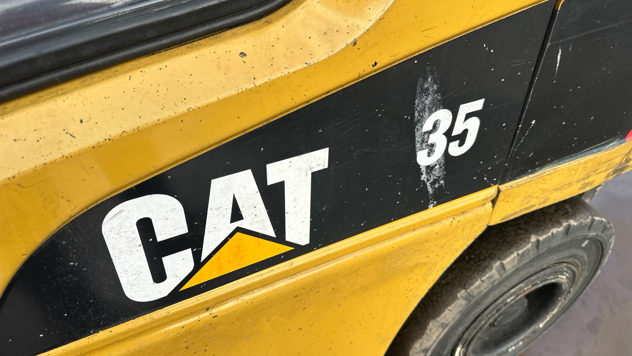 Chariot élévateur à gaz CATERPILLAR GP35: photos 13 Chariot élévateur à gaz CATERPILLAR GP35: photos 13