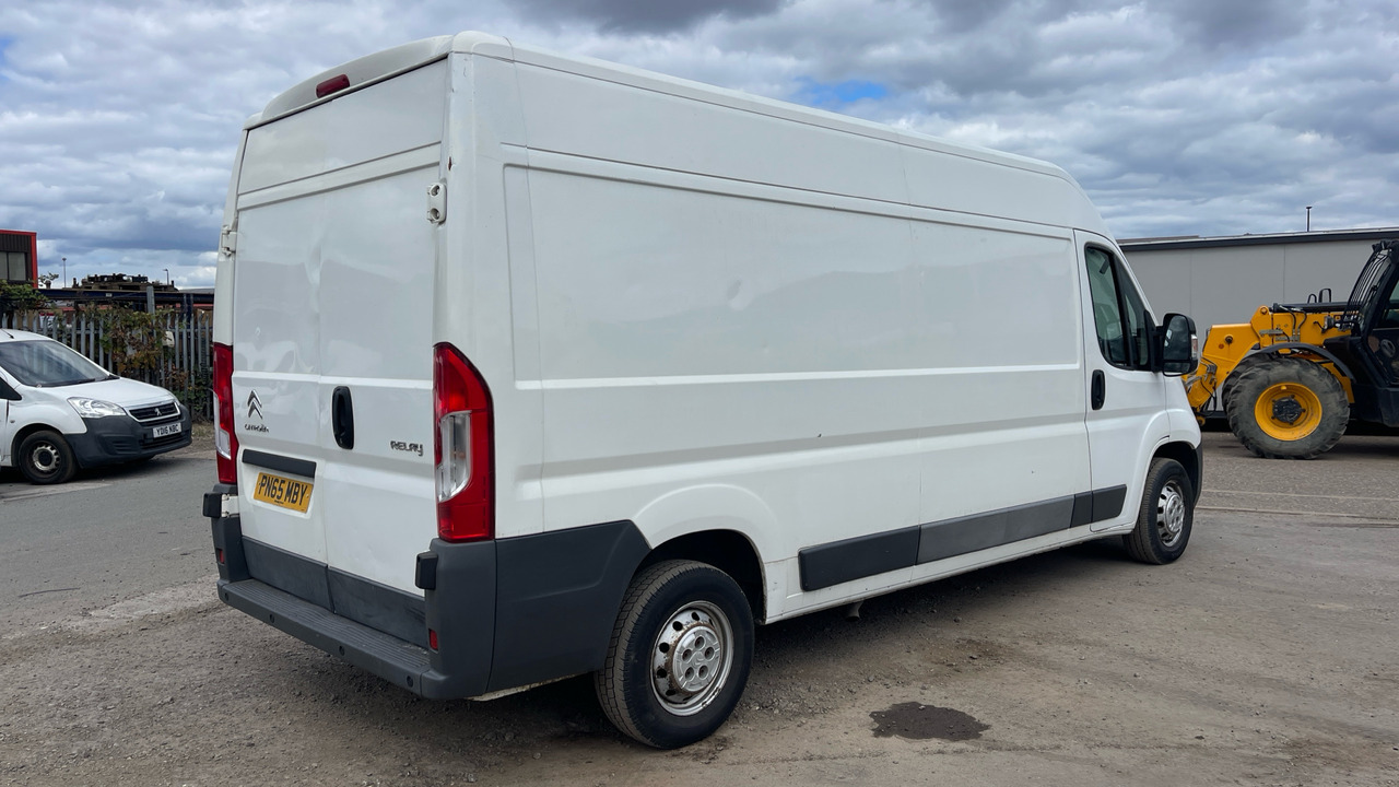 CITROEN RELAY 35 2.2 HDi 130PS - Fourgon utilitaire: photos 4 CITROEN RELAY 35 2.2 HDi 130PS - Fourgon utilitaire: photos 4