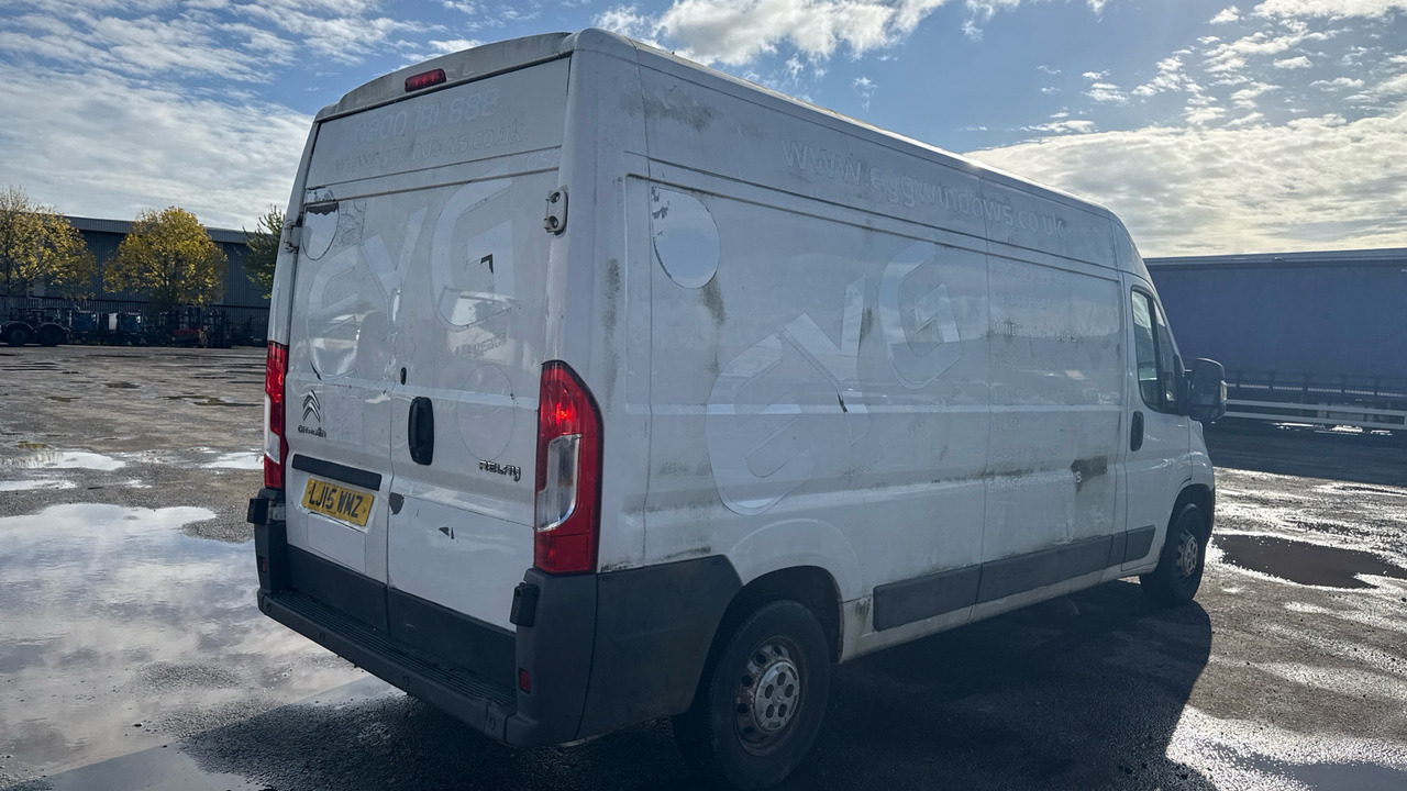 CITROEN RELAY 35 2.2 HDi 130ps - Fourgon utilitaire: photos 4 CITROEN RELAY 35 2.2 HDi 130ps - Fourgon utilitaire: photos 4