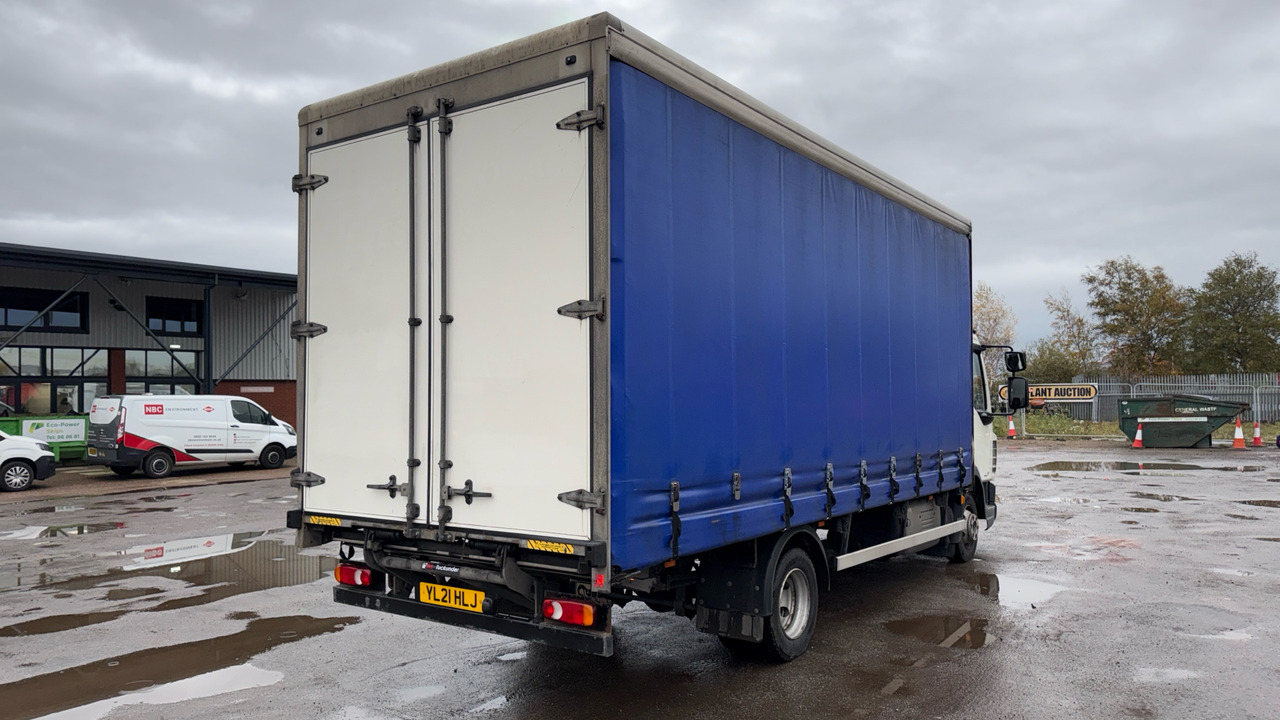 DAF LF 180 - Camion à rideaux coulissants: photos 4 DAF LF 180 - Camion à rideaux coulissants: photos 4