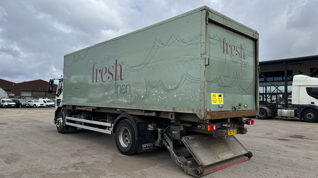 DAF LF 320 - Camion fourgon: photos 3 DAF LF 320 - Camion fourgon: photos 3
