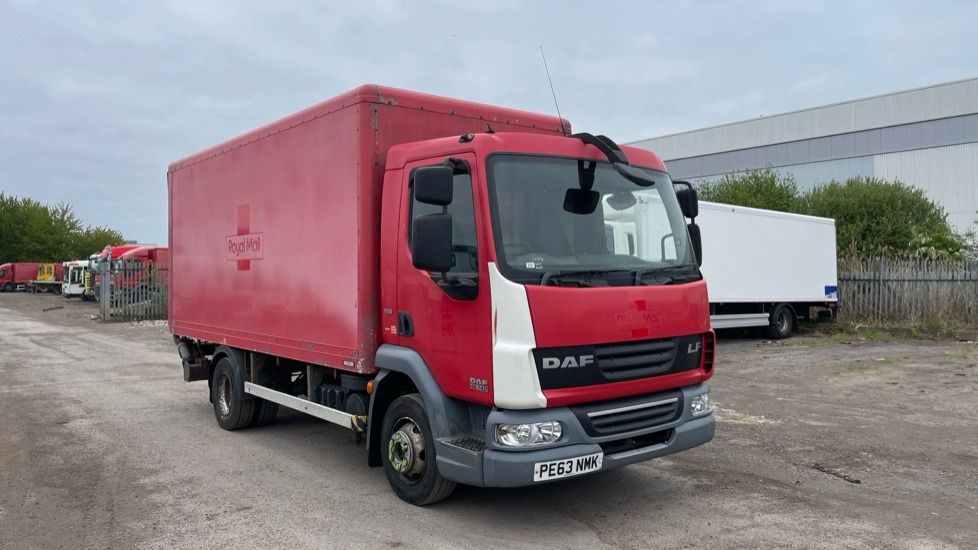 DAF LF 45.140 7.5 TONNE - Camion fourgon: photos 1 DAF LF 45.140 7.5 TONNE - Camion fourgon: photos 1
