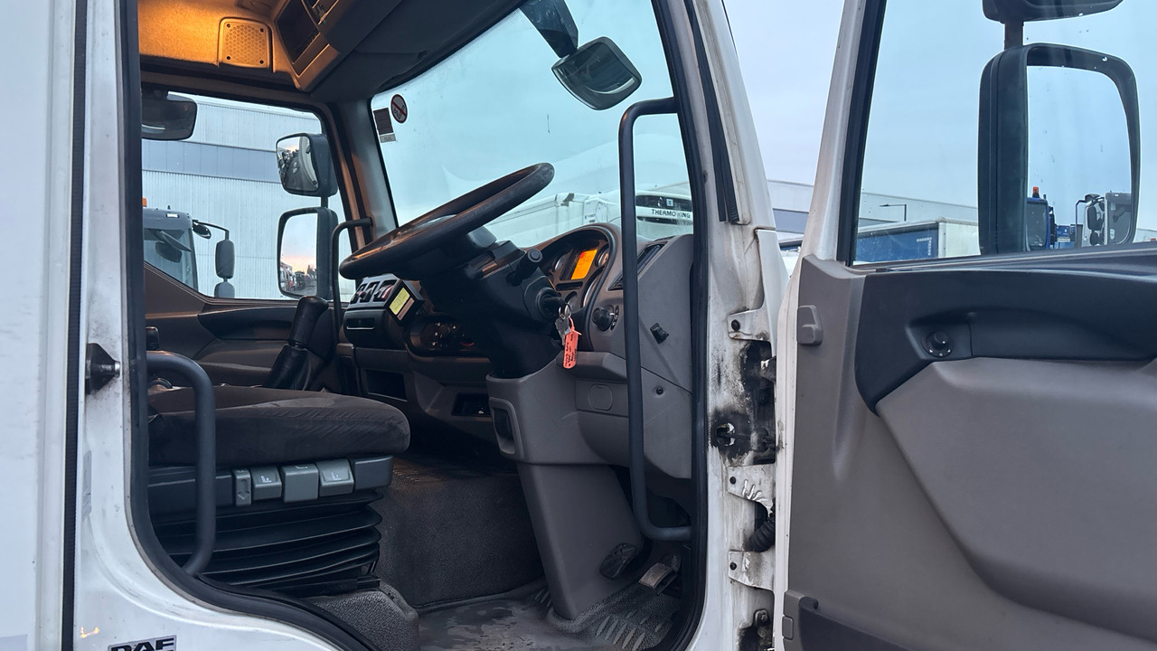 DAF LF 55.220 - Camion fourgon: photos 5 DAF LF 55.220 - Camion fourgon: photos 5