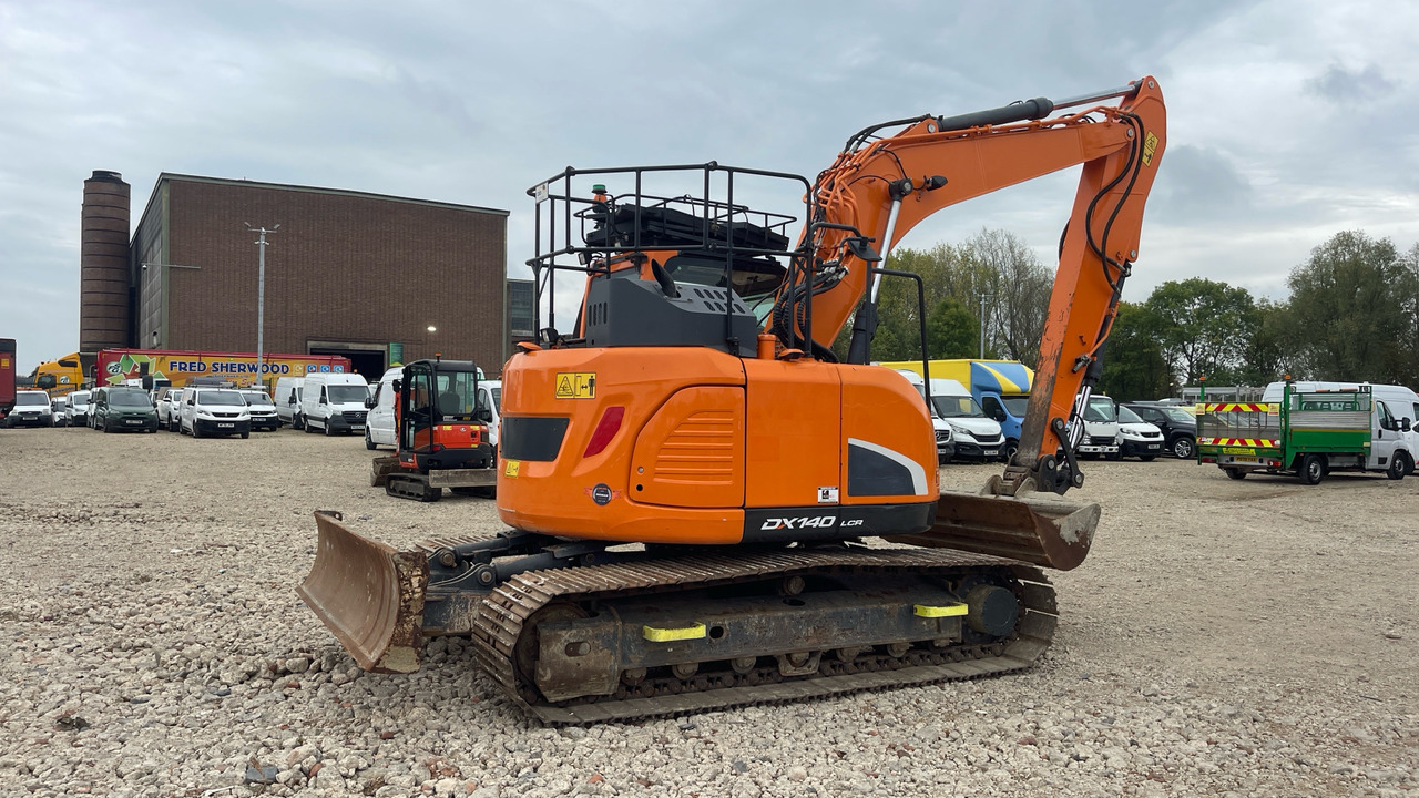 DOOSAN DX140LCR-5 - Pelle sur chenille: photos 4 DOOSAN DX140LCR-5 - Pelle sur chenille: photos 4