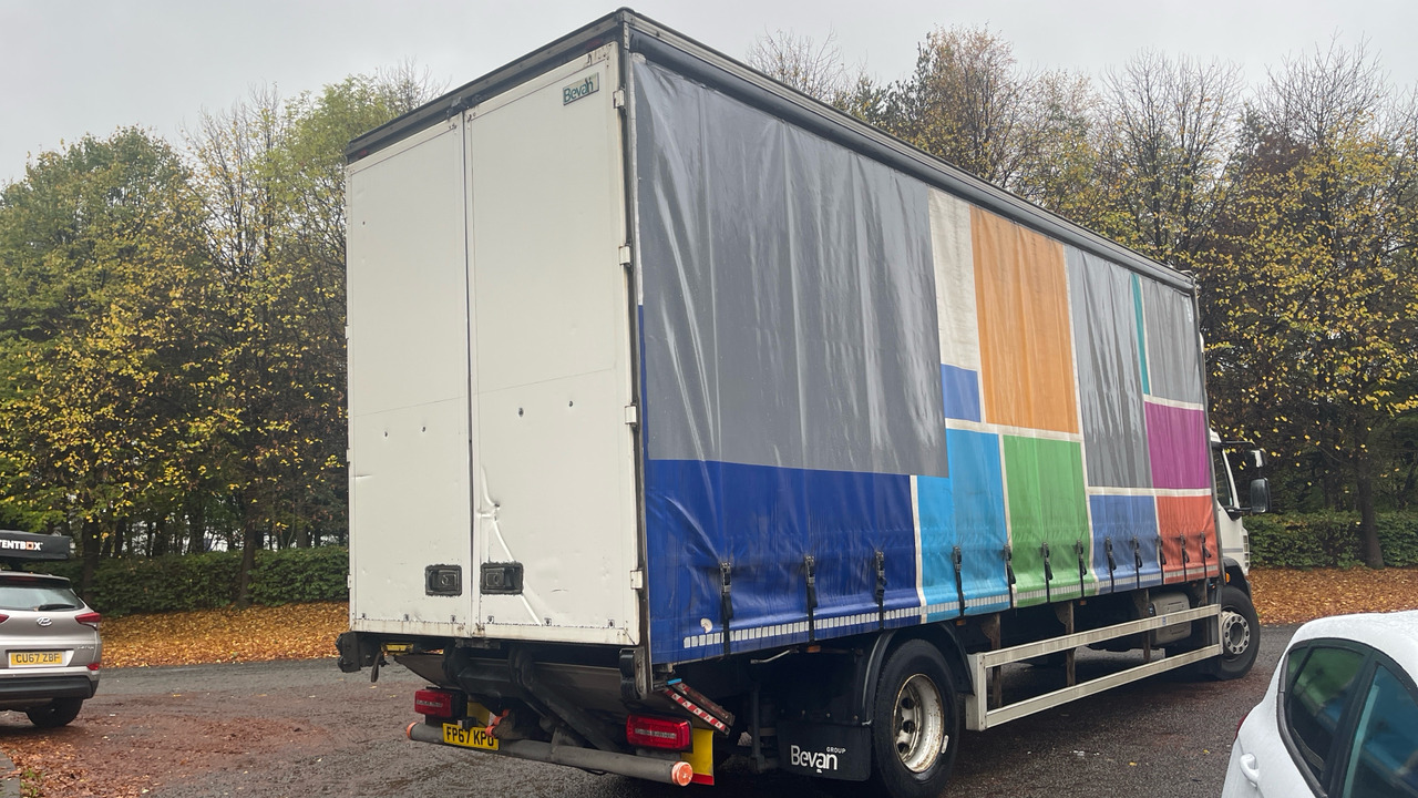 Daf LF 230 - Camion à rideaux coulissants: photos 4 Daf LF 230 - Camion à rideaux coulissants: photos 4