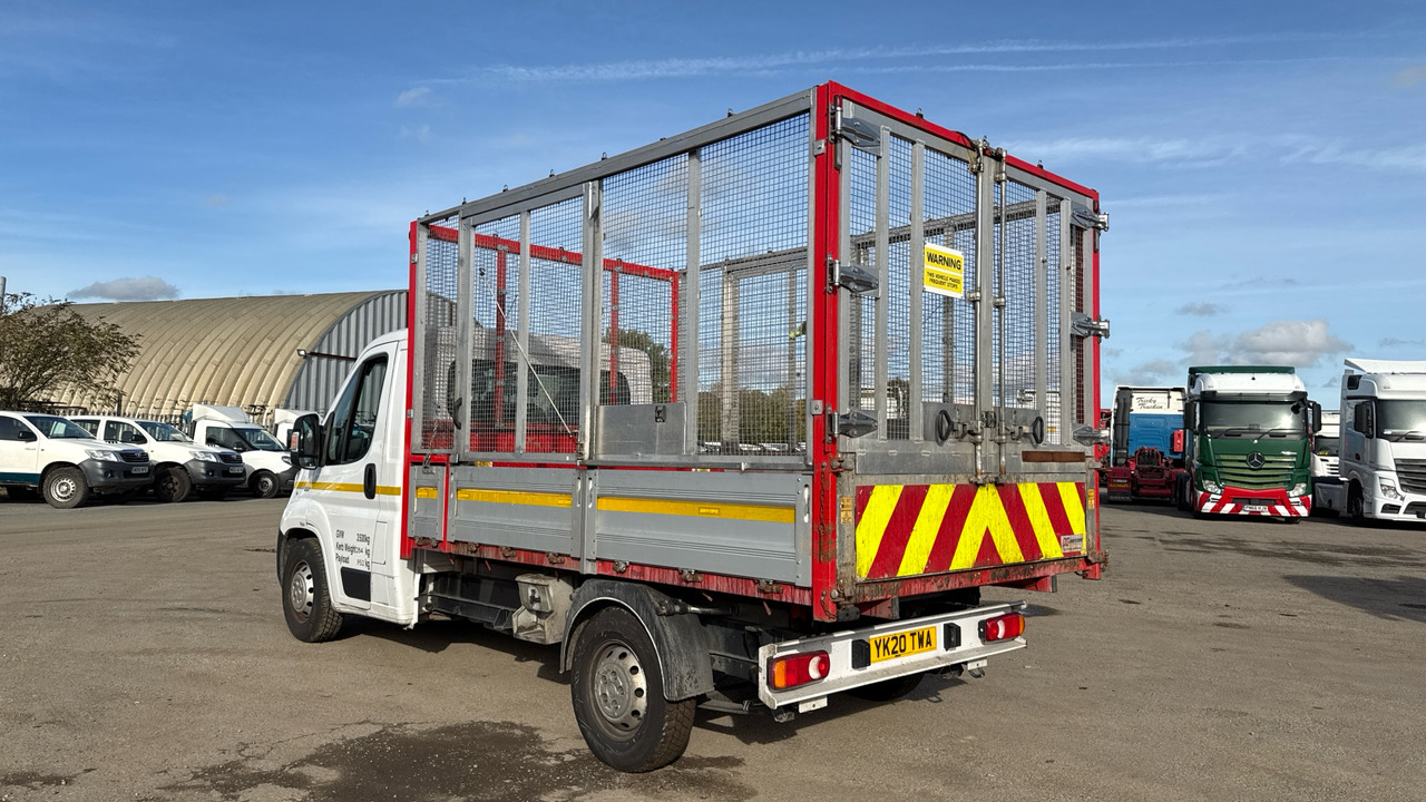 FIAT DUCATO 35 2.3 Multijet 140PS - Utilitaire benne: photos 4 FIAT DUCATO 35 2.3 Multijet 140PS - Utilitaire benne: photos 4