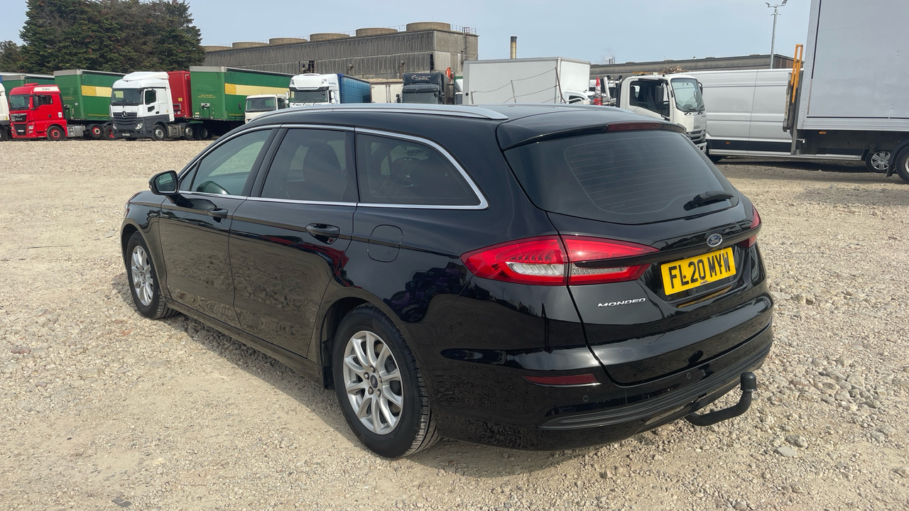 FORD MONDEO 2.0 ECO BLUE ZETEC - Voiture break: photos 3 FORD MONDEO 2.0 ECO BLUE ZETEC - Voiture break: photos 3