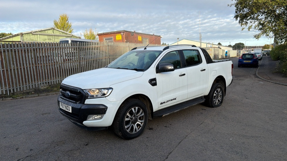 FORD RANGER Pick Up Double Cab Wildtrak 3.2 TDCi 200PS - Pick-up, Utilitaire double cabine: photos 2 FORD RANGER Pick Up Double Cab Wildtrak 3.2 TDCi 200PS - Pick-up, Utilitaire double cabine: photos 2