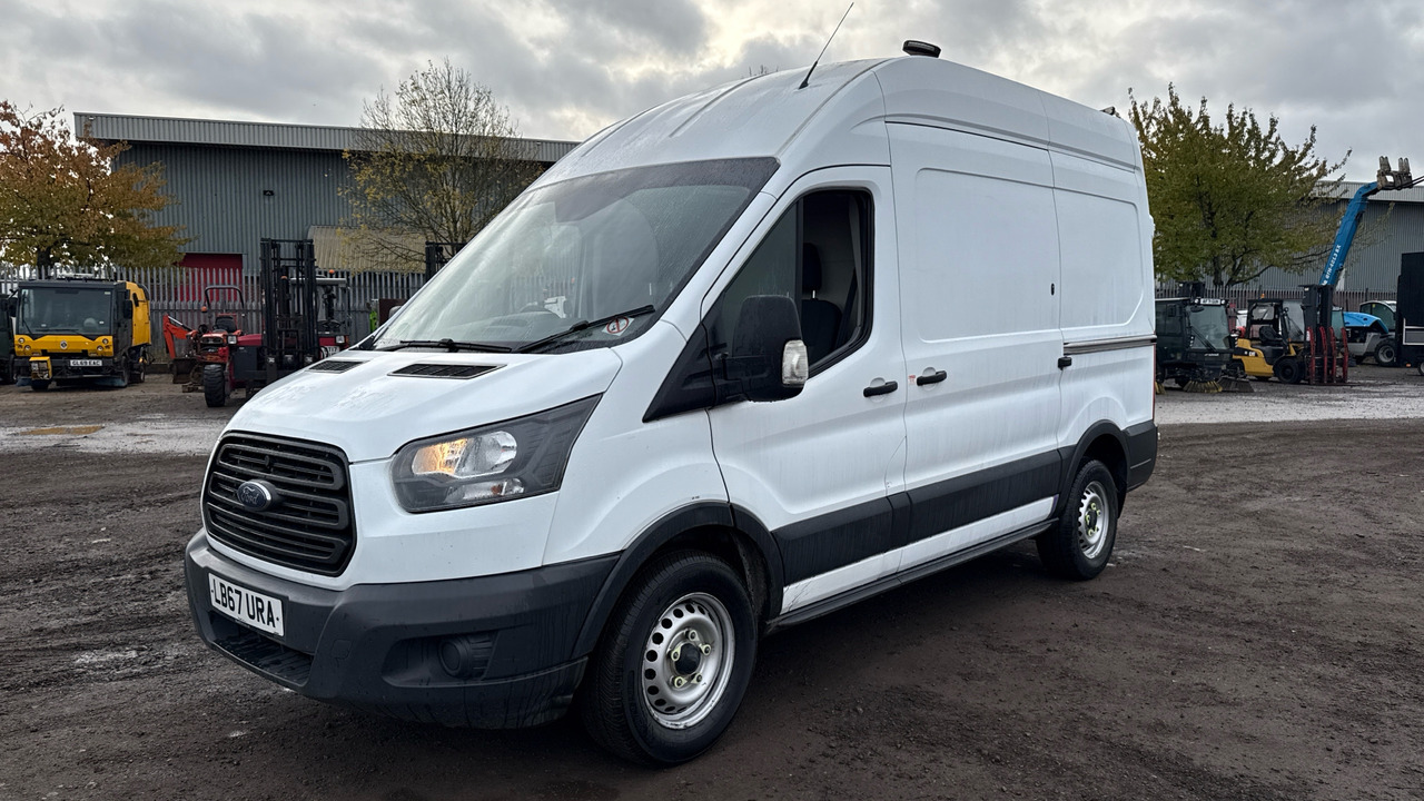 FORD TRANSIT 350 2.0 TDCI 130PS - Fourgon utilitaire: photos 2 FORD TRANSIT 350 2.0 TDCI 130PS - Fourgon utilitaire: photos 2