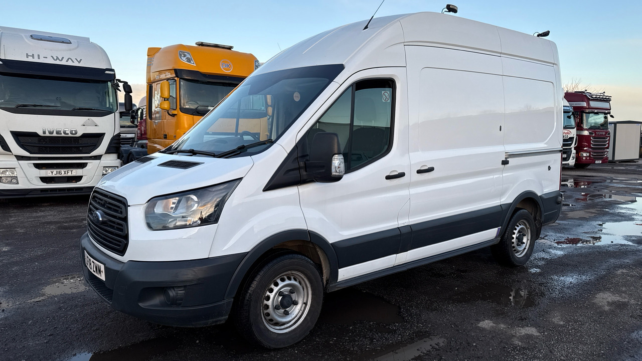 FORD TRANSIT 350 2.0 TDCi 130ps - Fourgon utilitaire: photos 2 FORD TRANSIT 350 2.0 TDCi 130ps - Fourgon utilitaire: photos 2