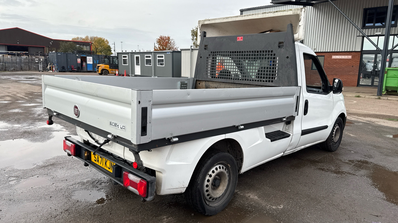 Fiat Doblo Work Up 1.6 Multijet II - Utilitaire plateau: photos 4 Fiat Doblo Work Up 1.6 Multijet II - Utilitaire plateau: photos 4