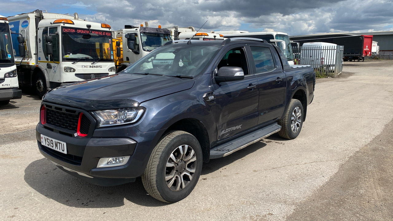 Ford Ranger WILDTRAK 200 3.2 TDCi - Pick-up, Utilitaire double cabine: photos 2 Ford Ranger WILDTRAK 200 3.2 TDCi - Pick-up, Utilitaire double cabine: photos 2