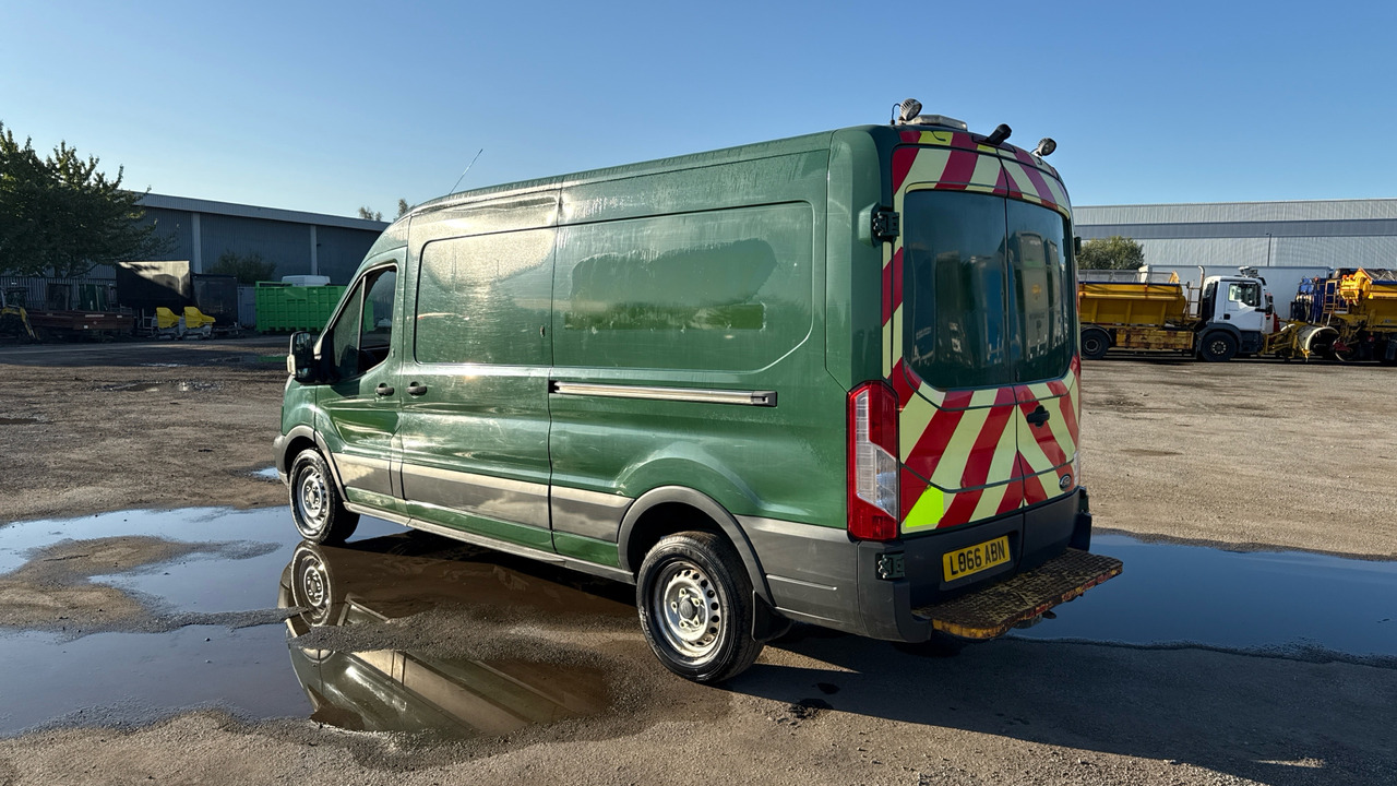 Ford Transit 350 2.0 TDCI 130PS - Fourgon utilitaire: photos 3 Ford Transit 350 2.0 TDCI 130PS - Fourgon utilitaire: photos 3