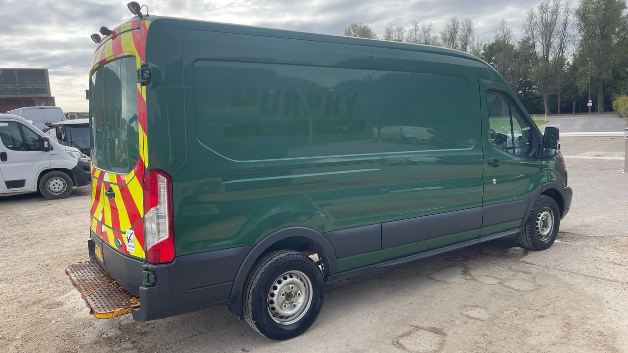 Ford Transit 350 2.0 TDCi 130ps - Fourgon utilitaire: photos 4 Ford Transit 350 2.0 TDCi 130ps - Fourgon utilitaire: photos 4