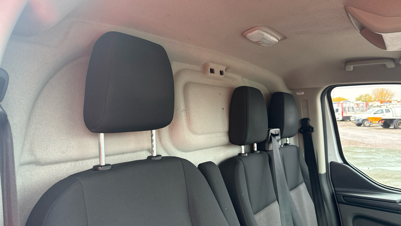 Fourgonnette Ford Transit Custom 300 2.0 ECOBLUE 105PS LEADER: photos 14