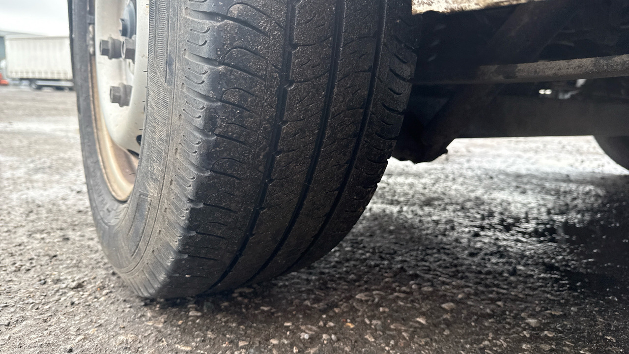 Fourgonnette Ford Transit Custom 300 2.0 ECOBLUE 105PS LEADER: photos 18