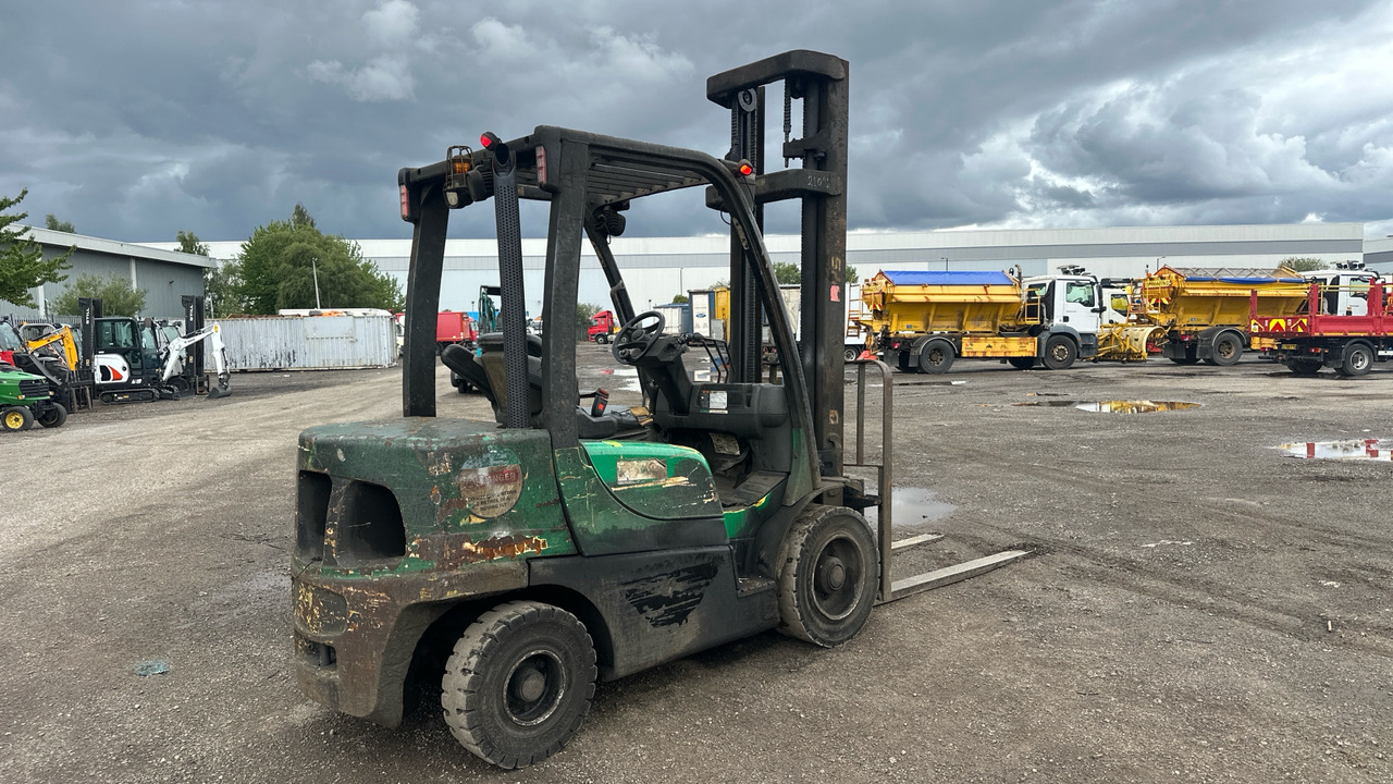 HYSTER H3.0FT - Chariot élévateur diesel: photos 4 HYSTER H3.0FT - Chariot élévateur diesel: photos 4