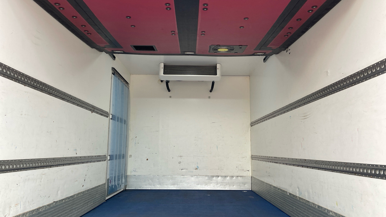 Camion frigorifique ISUZU N75 150: photos 11 Camion frigorifique ISUZU N75 150: photos 11