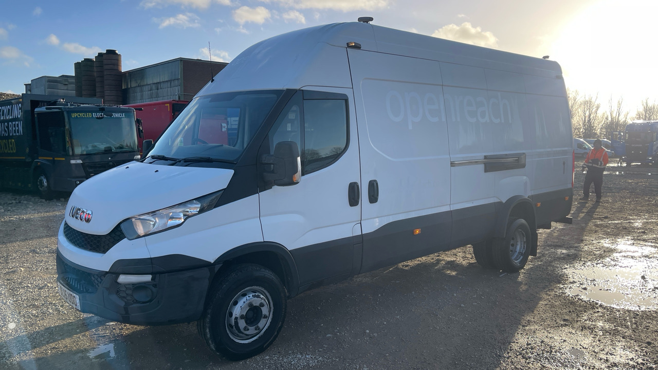 Iveco Daily 70-170 - Fourgon utilitaire: photos 2 Iveco Daily 70-170 - Fourgon utilitaire: photos 2