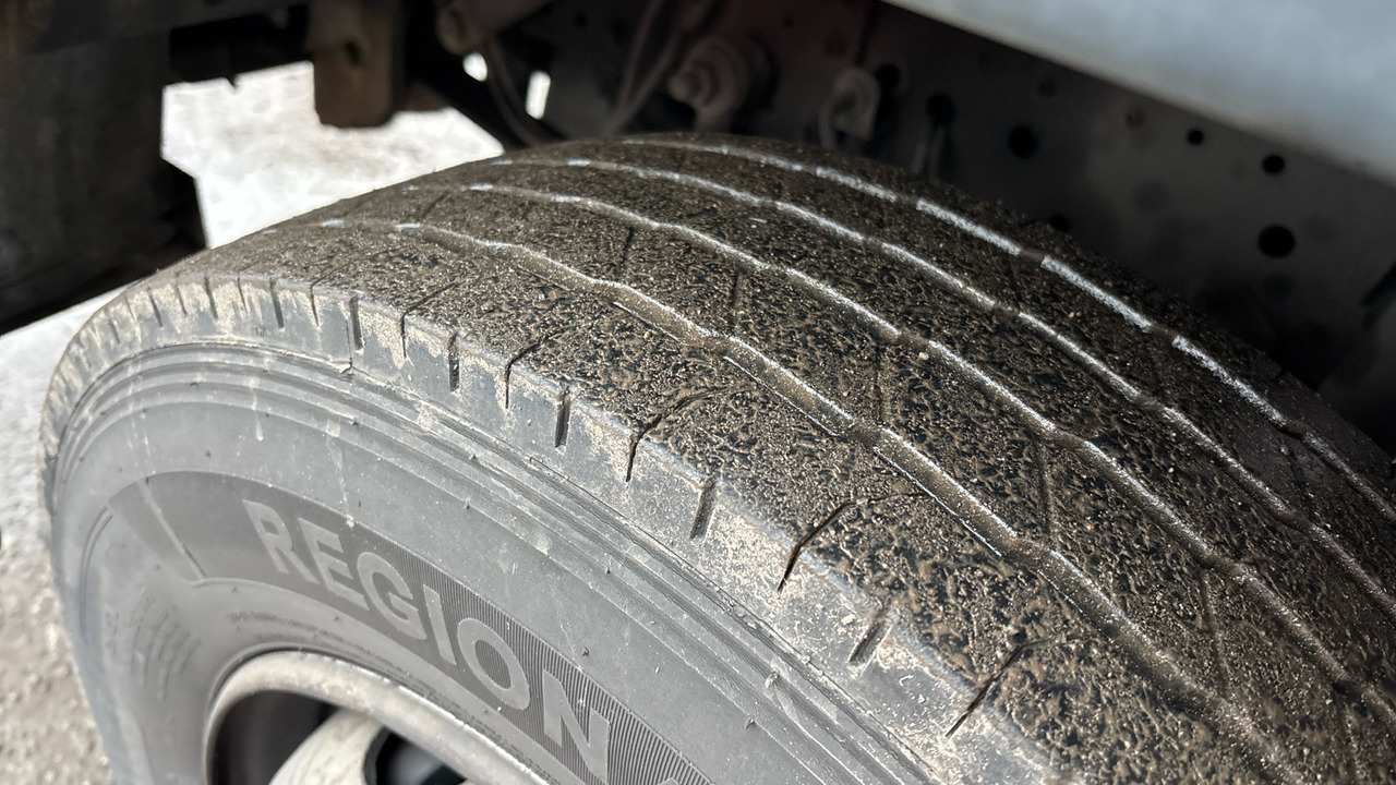 Camion fourgon Iveco Eurocargo 75E16: photos 24