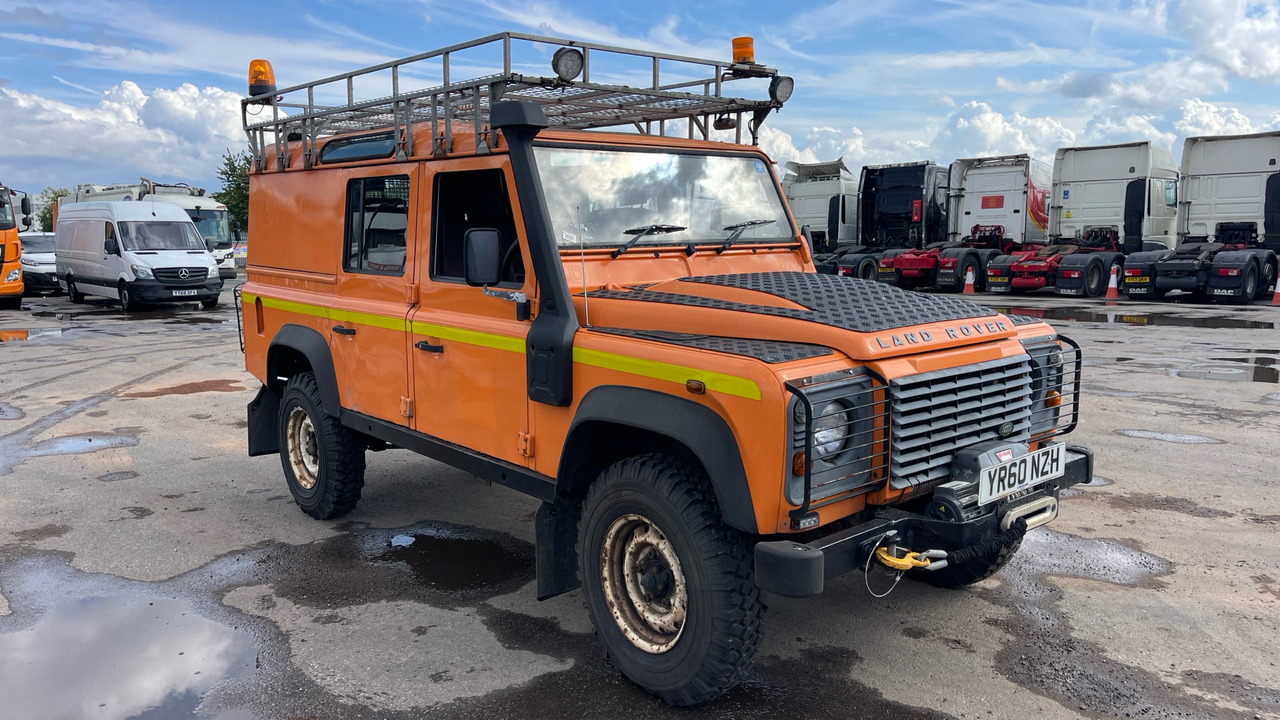 LAND ROVER DEFENDER 110 TDCi - Voiture: photos 1 LAND ROVER DEFENDER 110 TDCi - Voiture: photos 1