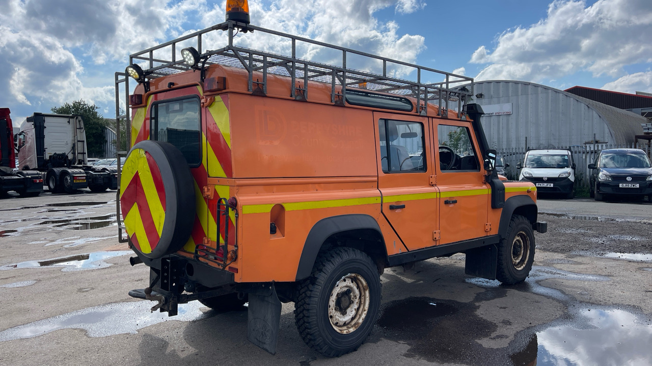 LAND ROVER DEFENDER 110 TDCi - Voiture: photos 4 LAND ROVER DEFENDER 110 TDCi - Voiture: photos 4