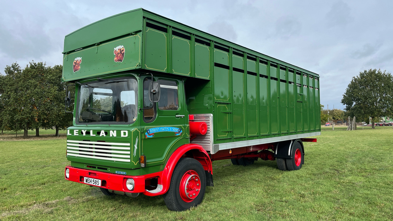 LEYLAND LYNX - Camion bétaillère: photos 2 LEYLAND LYNX - Camion bétaillère: photos 2