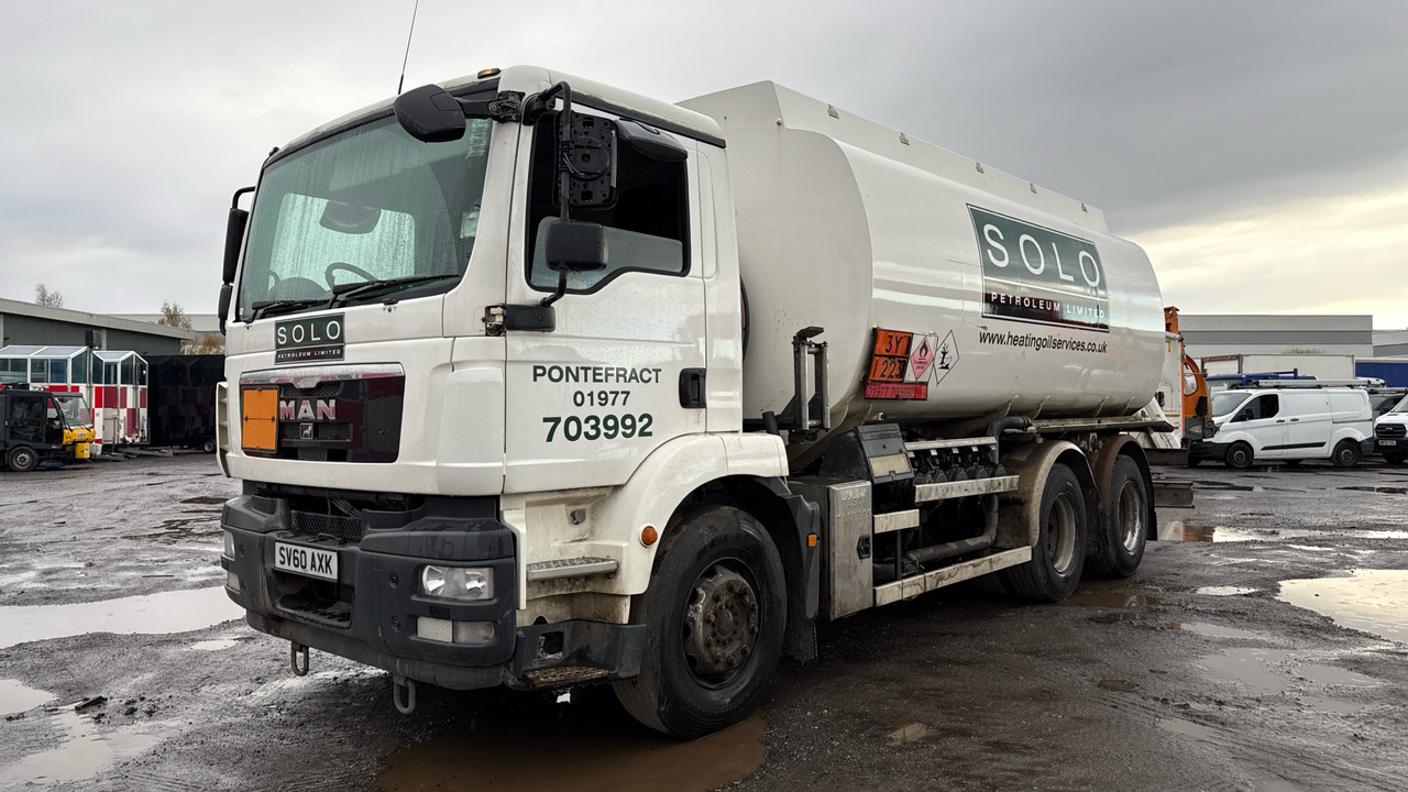 MAN TG-M 26.340 - Camion citerne: photos 2 MAN TG-M 26.340 - Camion citerne: photos 2