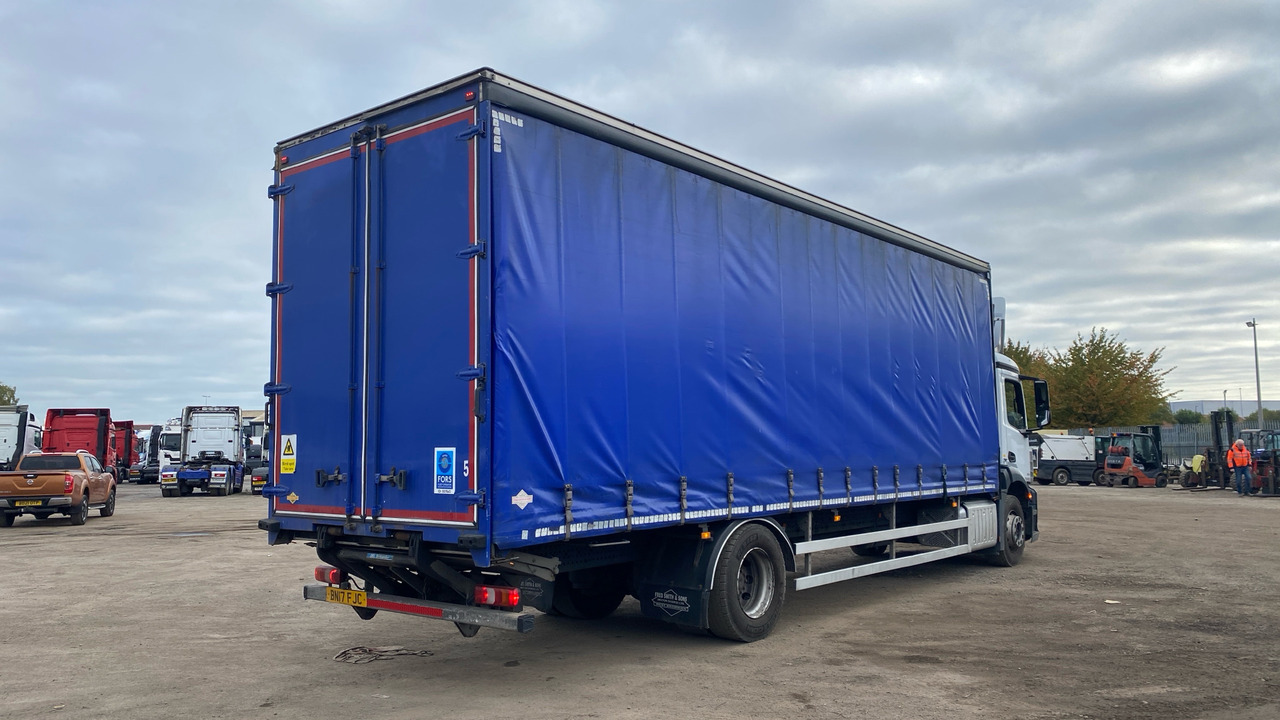 MERCEDES-BENZ ANTOS 1824 - Camion à rideaux coulissants: photos 4 MERCEDES-BENZ ANTOS 1824 - Camion à rideaux coulissants: photos 4