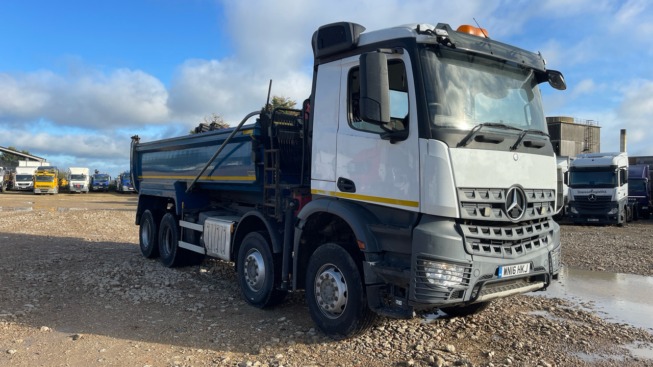 MERCEDES-BENZ AROCS - Camion benne, Camion grue: photos 1 MERCEDES-BENZ AROCS - Camion benne, Camion grue: photos 1