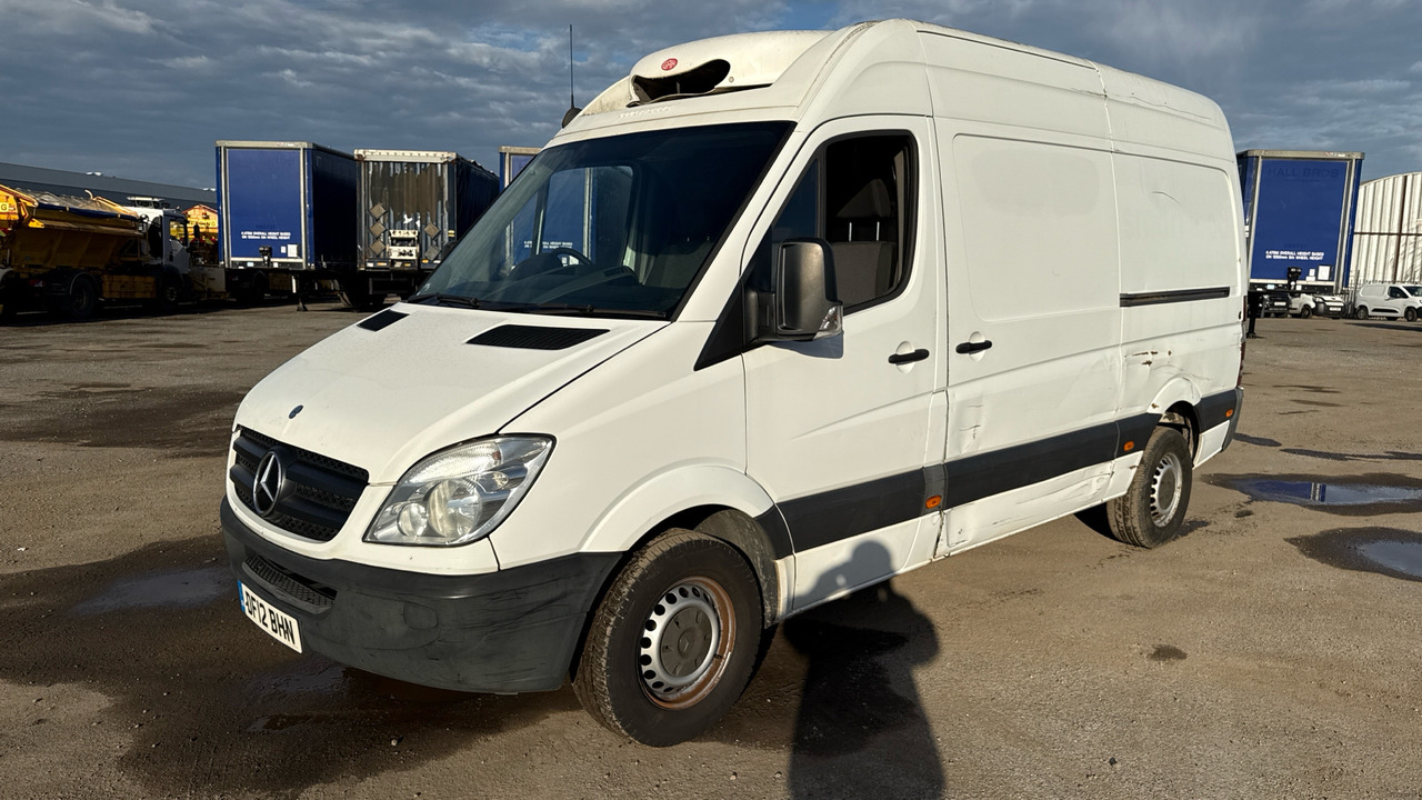 MERCEDES-BENZ SPRINTER 313 CDI - Utilitaire frigorifique: photos 2 MERCEDES-BENZ SPRINTER 313 CDI - Utilitaire frigorifique: photos 2