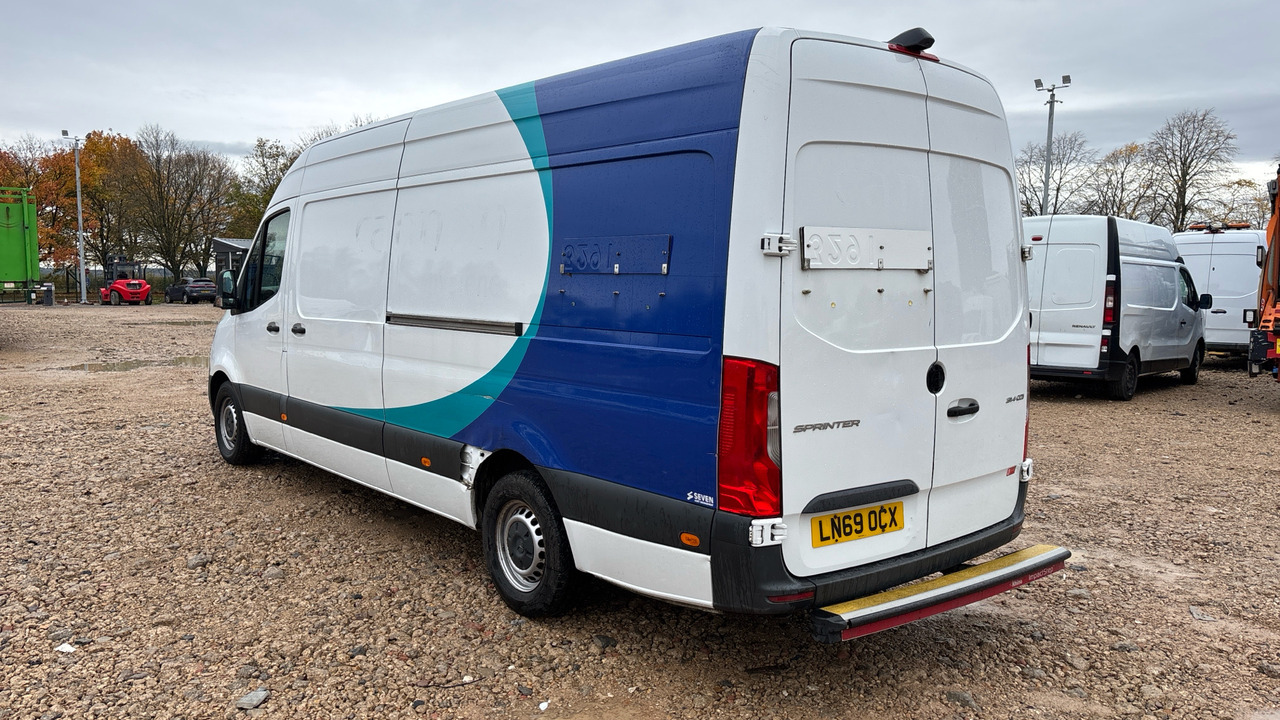 MERCEDES-BENZ SPRINTER 314 CDI - Fourgon utilitaire: photos 3 MERCEDES-BENZ SPRINTER 314 CDI - Fourgon utilitaire: photos 3