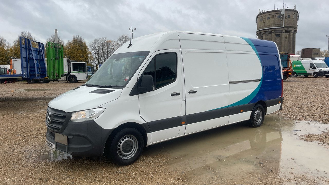 MERCEDES-BENZ SPRINTER 314 CDI - Fourgon utilitaire: photos 2 MERCEDES-BENZ SPRINTER 314 CDI - Fourgon utilitaire: photos 2