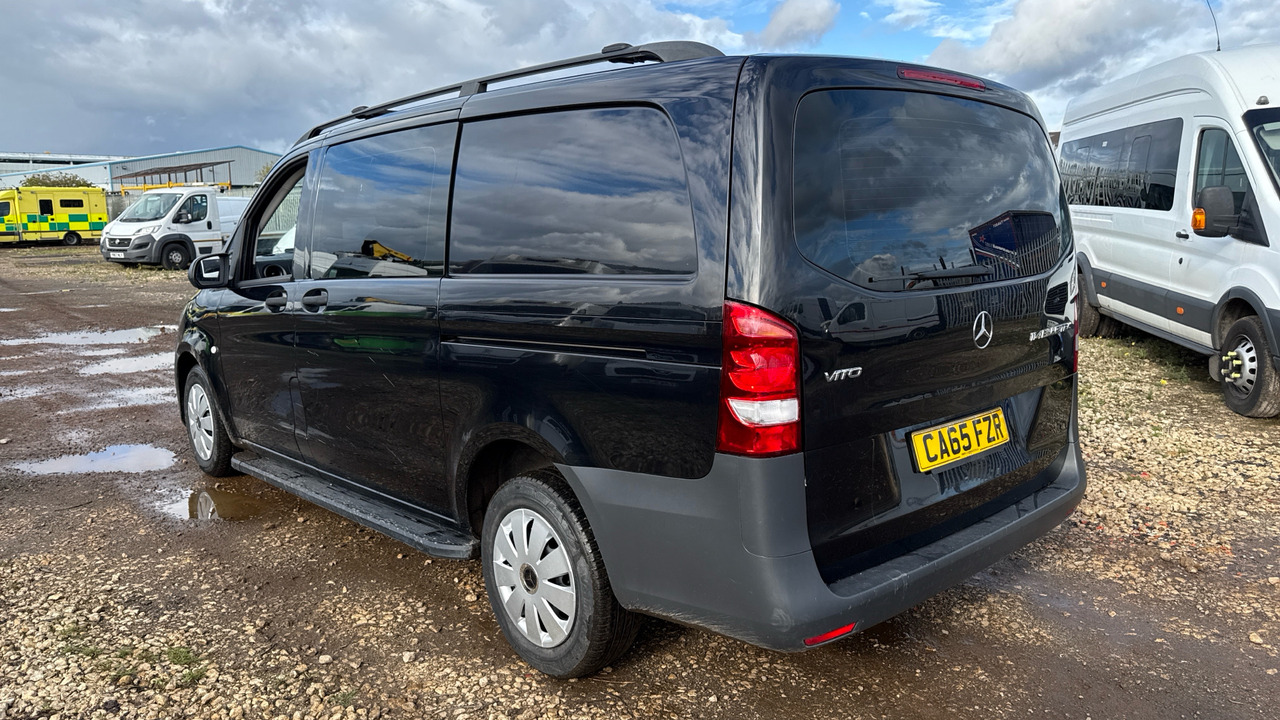 MERCEDES-BENZ VITO 114CDI BlueTec - Utilitaire double cabine: photos 3 MERCEDES-BENZ VITO 114CDI BlueTec - Utilitaire double cabine: photos 3