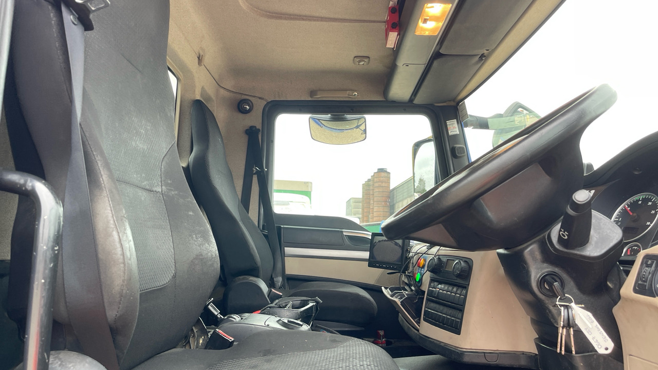 Man TGM 18.250 - Camion plateau, Camion grue: photos 5 Man TGM 18.250 - Camion plateau, Camion grue: photos 5