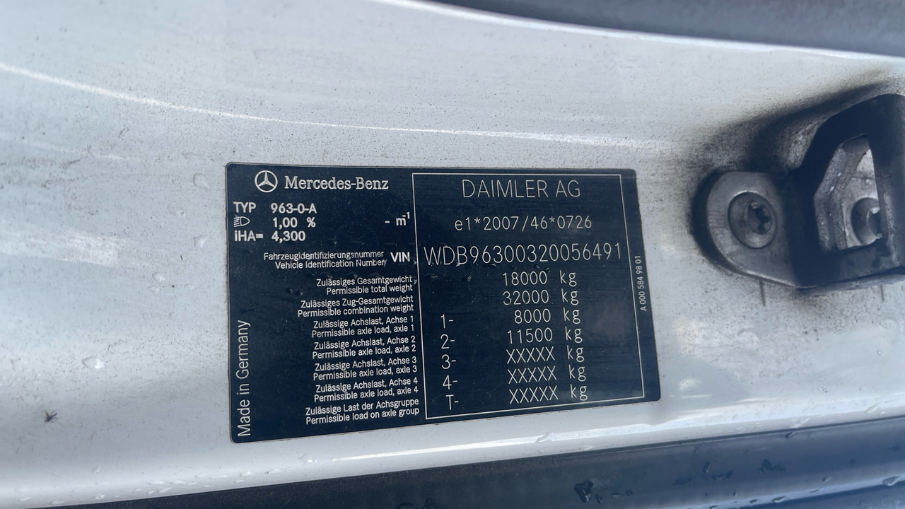 Camion frigorifique Mercedes-Benz Antos 1827: photos 12