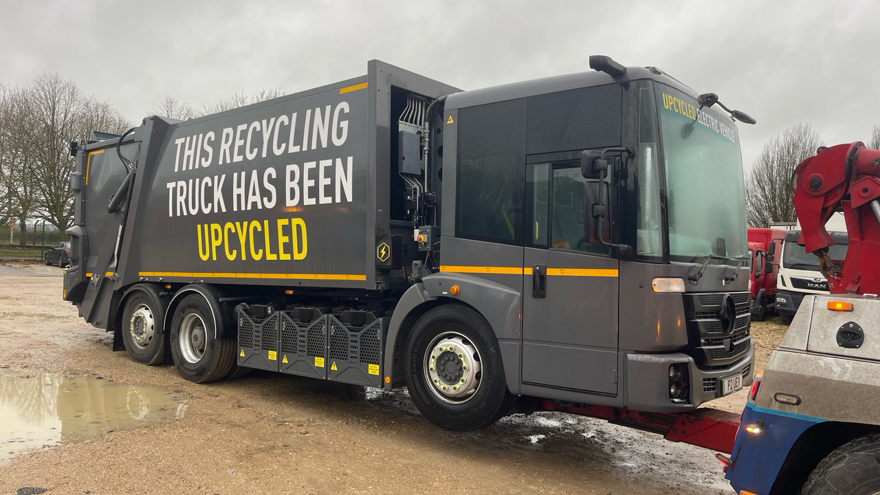 Mercedes-Benz Econic - Benne à ordures ménagères: photos 2 Mercedes-Benz Econic - Benne à ordures ménagères: photos 2