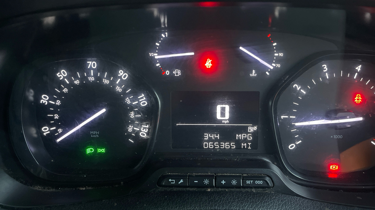 Fourgon utilitaire PEUGEOT EXPERT  PROFESSIONAL 1.5 BLUEHDI: photos 6