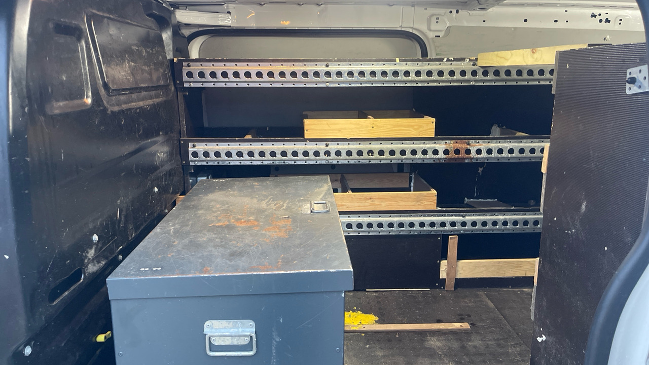 Fourgon utilitaire PEUGEOT EXPERT  PROFESSIONAL 1.5 BLUEHDI: photos 15