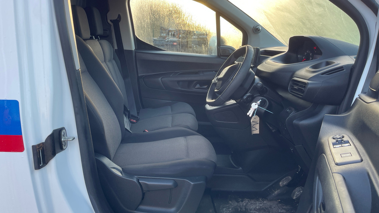 PEUGEOT PARTNER 1000 1.5 BlueHDi 100PS - Fourgonnette: photos 5 PEUGEOT PARTNER 1000 1.5 BlueHDi 100PS - Fourgonnette: photos 5