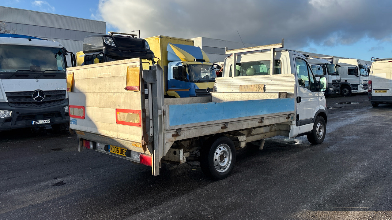 RENAULT MASTER CCPML35 DCI100 MWB - Camion plateau: photos 4 RENAULT MASTER CCPML35 DCI100 MWB - Camion plateau: photos 4