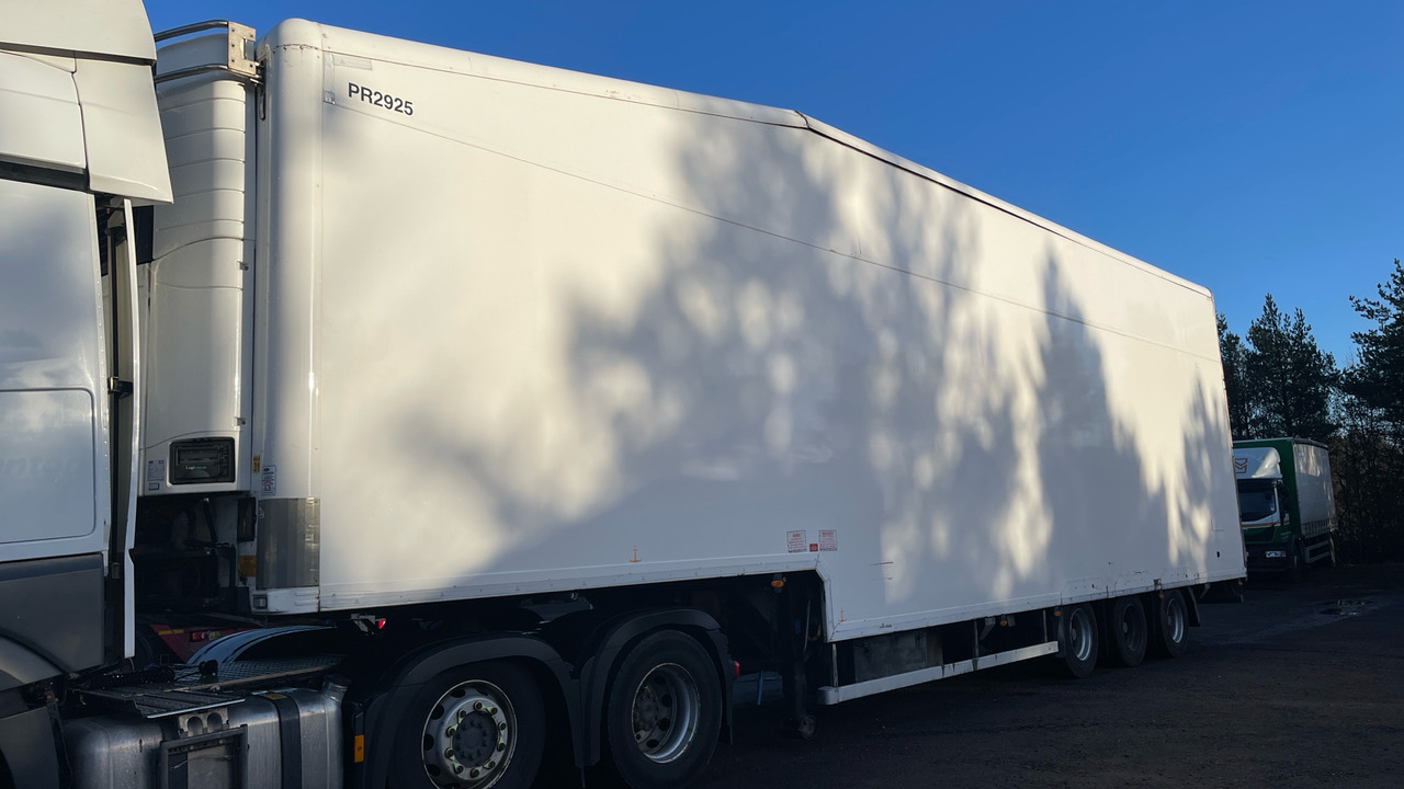 GRAY & ADAMS FRIDGE BOX DOUBLE DECK STEPFRAME - Remorque: photos 3 GRAY & ADAMS FRIDGE BOX DOUBLE DECK STEPFRAME - Remorque: photos 3