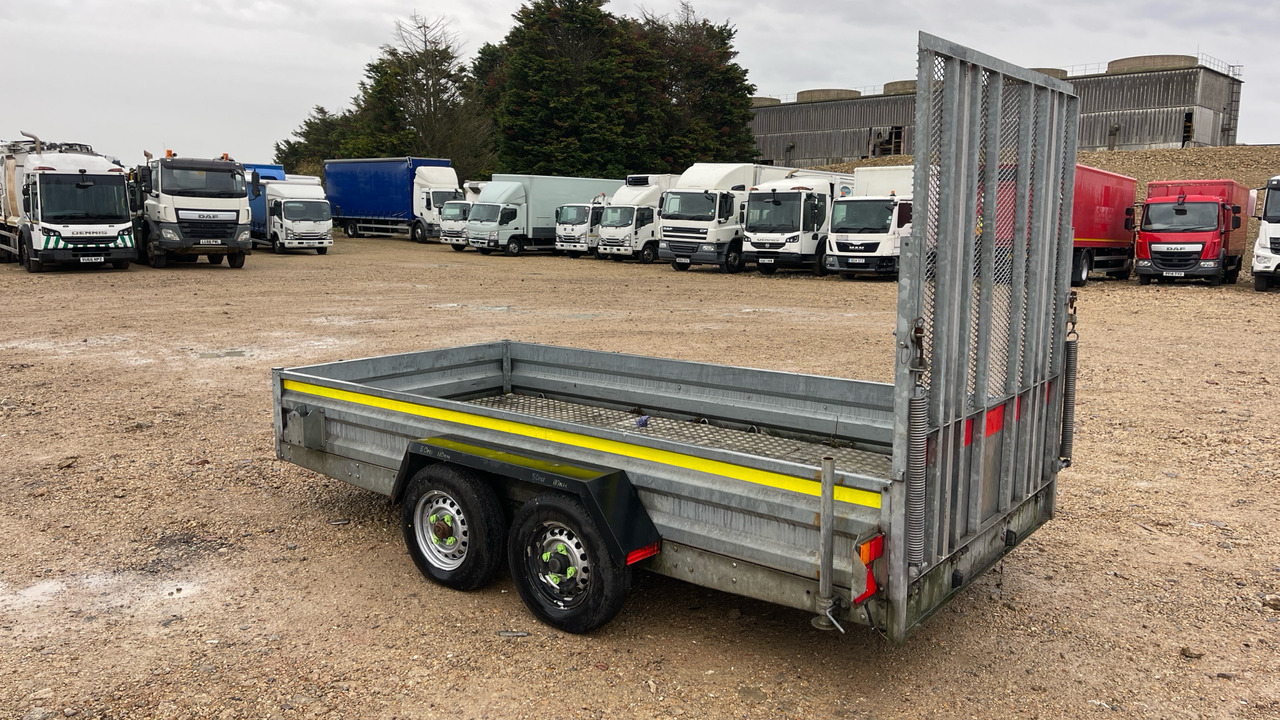 INDESPENSION V67Z - Remorque: photos 3 INDESPENSION V67Z - Remorque: photos 3