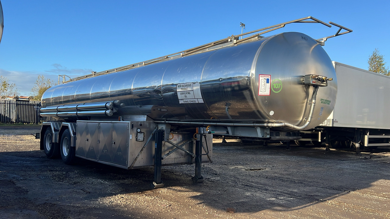 MAGYAR TANKER - Remorque: photos 1 MAGYAR TANKER - Remorque: photos 1