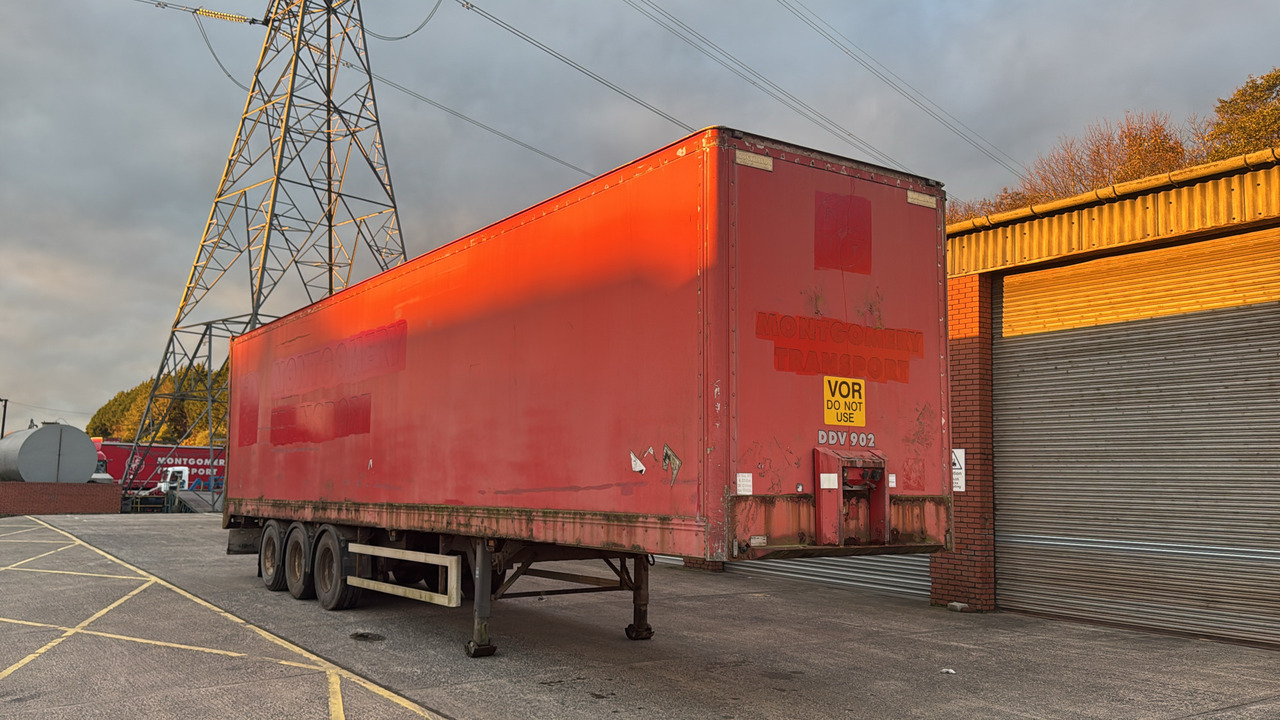 MONTRACON BOX - Remorque: photos 1 MONTRACON BOX - Remorque: photos 1